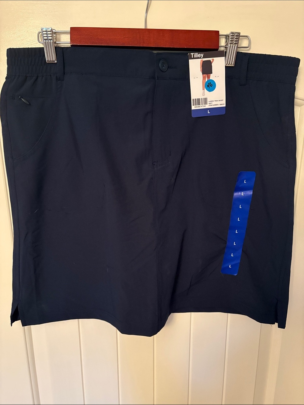 Tilley Woman’s Athletic Skort — Deep Navy